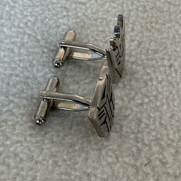NWOT Transformers cuff links - Picture 2 of 2